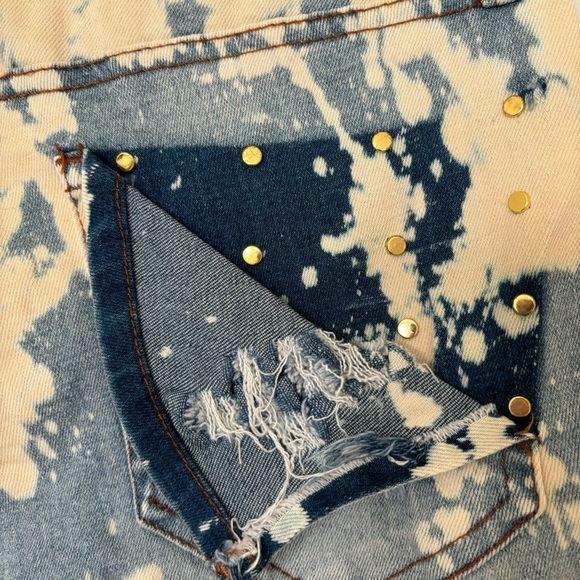 Bleached & Distressed Denim Shorts with Gold Embellishments Size Medium - Picture 4 of 6